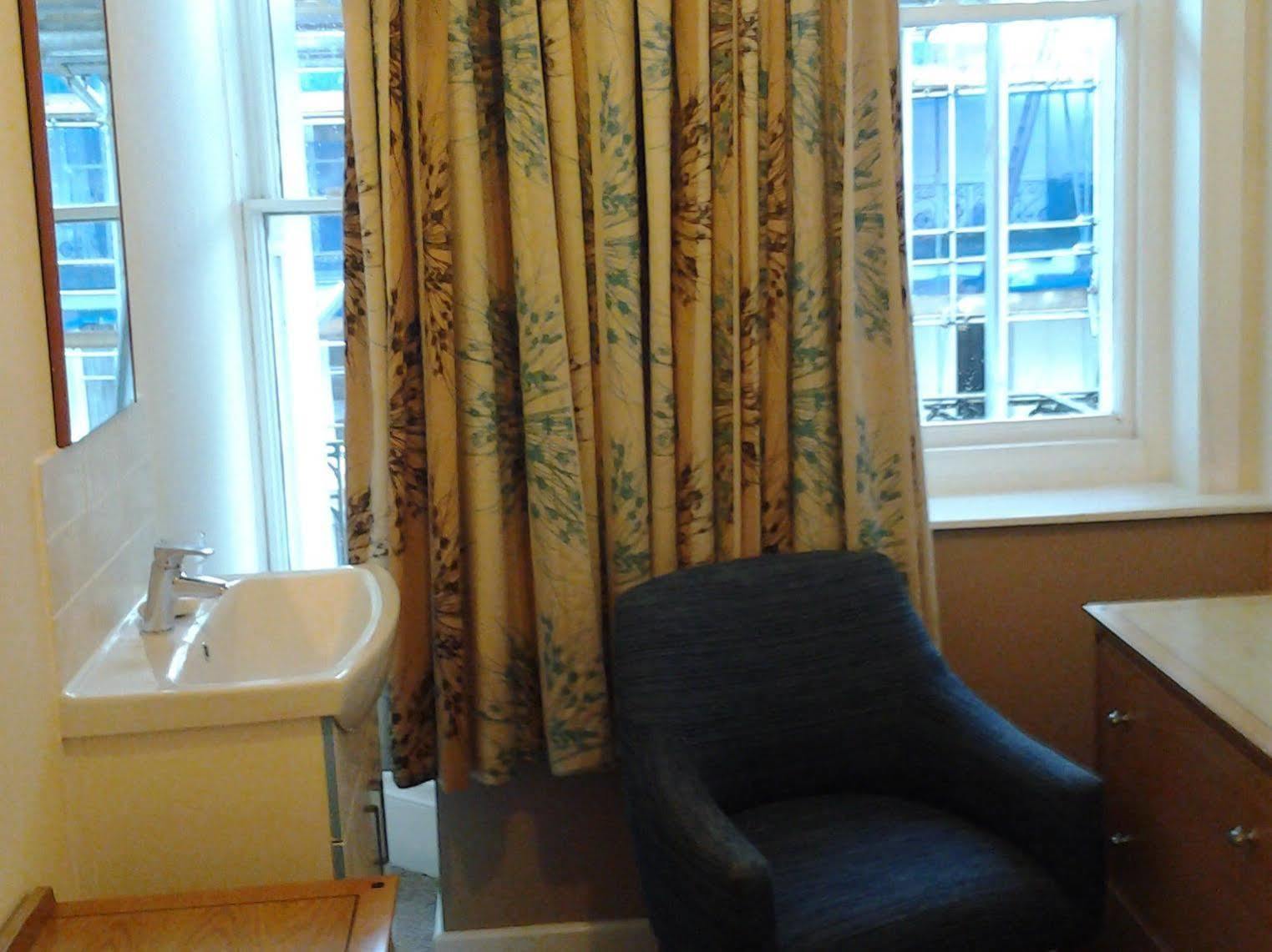 Sterling House Hotel Ήστμπορν Εξωτερικό φωτογραφία